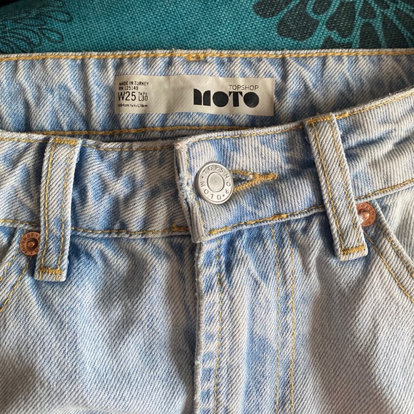 Light Wash blue Topshop Moto jeans - Picture 3 of 3